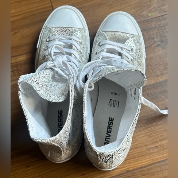Converse Chuck Taylor All Star Hi Top Silver Metallic Sneakers Women's Size 9 - Picture 8 of 8